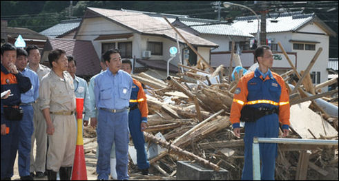 20111107-Noda Kantei  nara typhoon 09SHISATSU_wky-mie-nra3.jpg